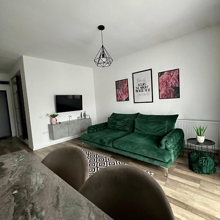 Velvet Studio Târgu-Mureş Екстериор снимка